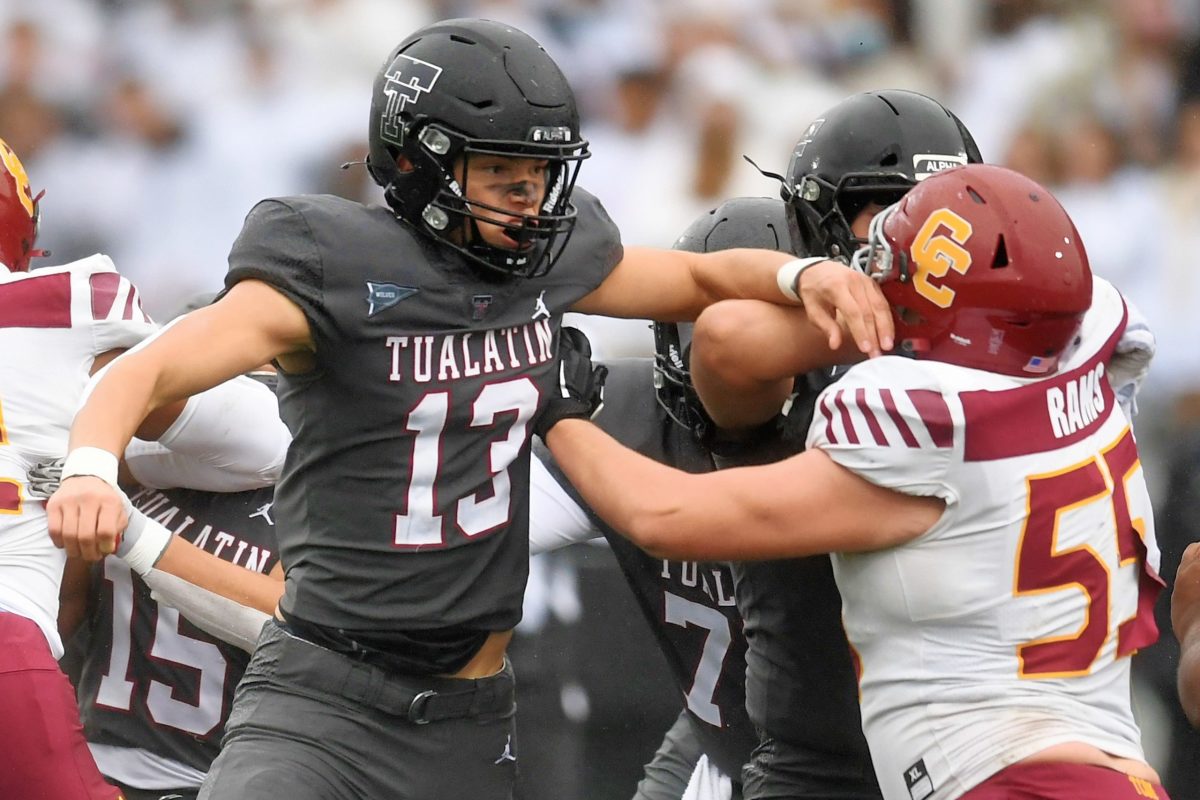 Tualatin.Central-Catholic.6A-football-final.Leon-Neuschwander.22